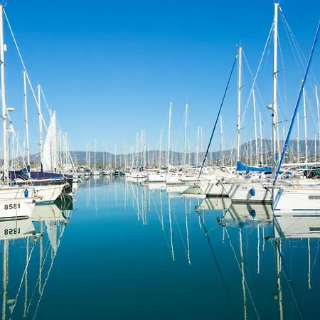 Golden Tiara فيلة Agioi Deka (Corfu)