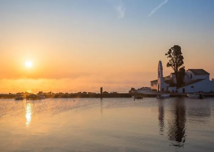 Golden Tiara Large Private Pool Ac Wifi Agioi Deka (Corfu)