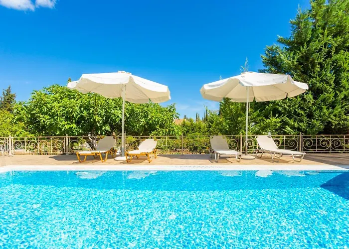 Golden Tiara Large Private Pool Ac Wifi Agioi Deka (Corfu)