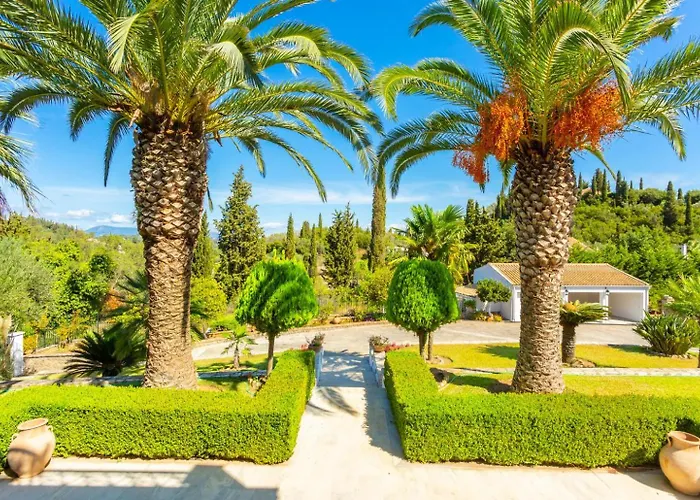 Golden Tiara Large Private Pool Ac Wifi Willa Agioi Deka (Corfu)