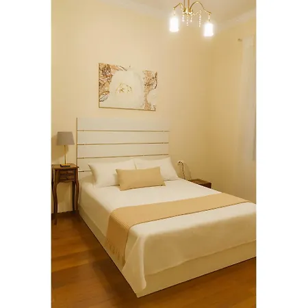 Vila Golden Tiara Agioi Deka (Corfu)