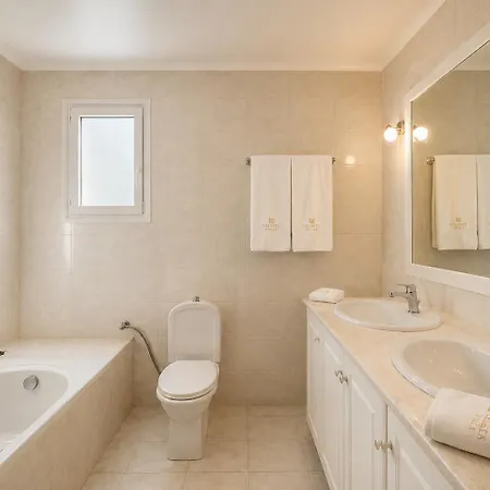 Golden Tiara Large Private Pool Ac Wifi *