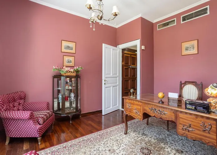 Willa Golden Tiara Agioi Deka (Corfu)