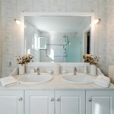 Vilă Golden Tiara Agioi Deka (Corfu)